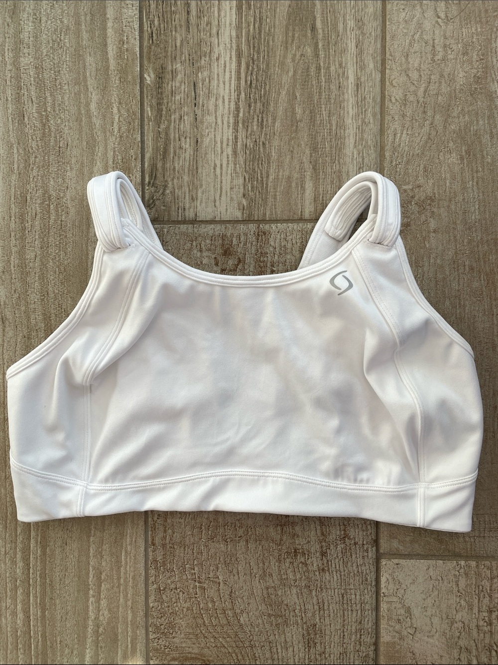 Moving Comfort white Fiona sports bra, size 38DD, EUC
